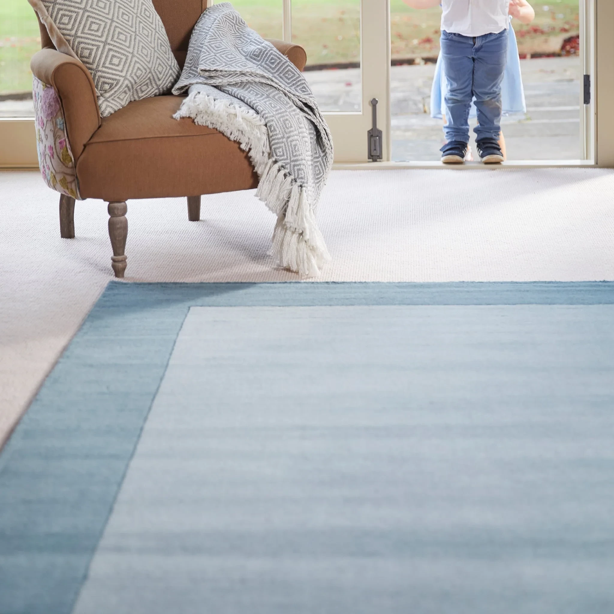 Borders Wool Rug Duck Egg
