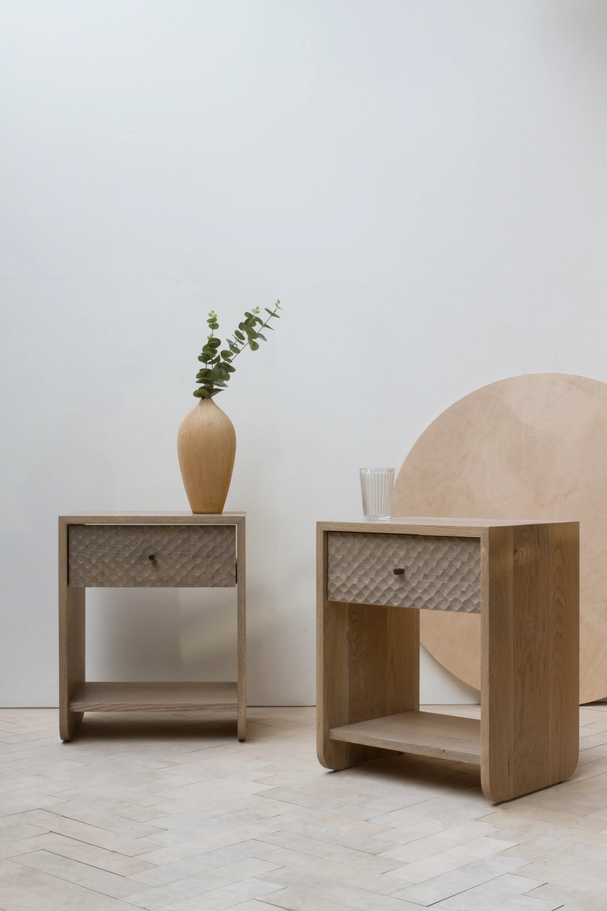 Tälja Bedside Table