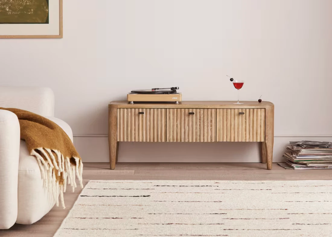 Heyday Media Unit - Medium - Whitewashed Oak