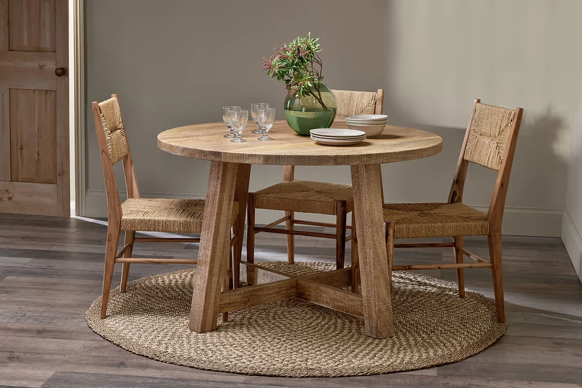 Indali Mango Wood Round Dining Table - Natural