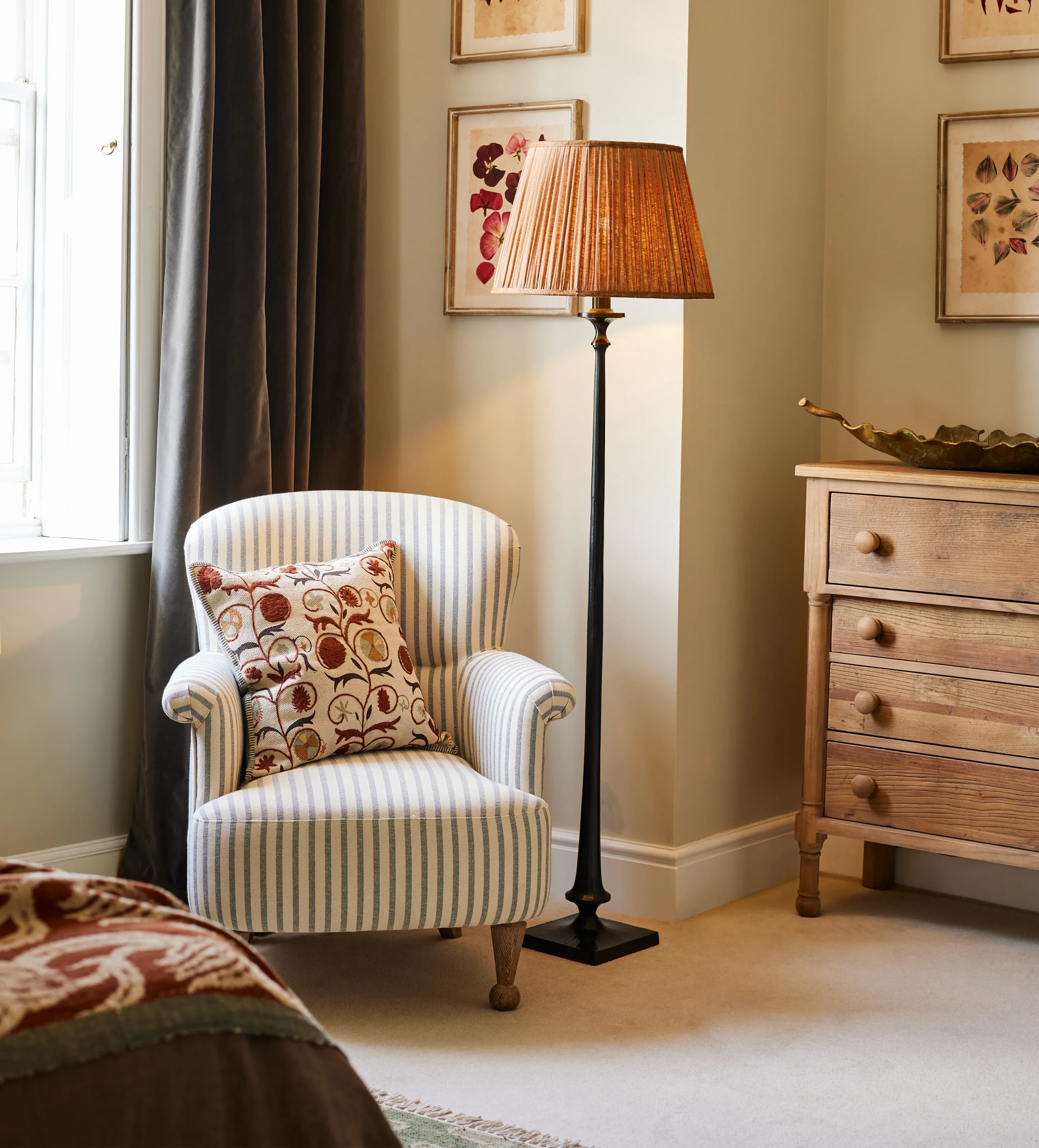 Evangeline Linen Armchair - Sapphire