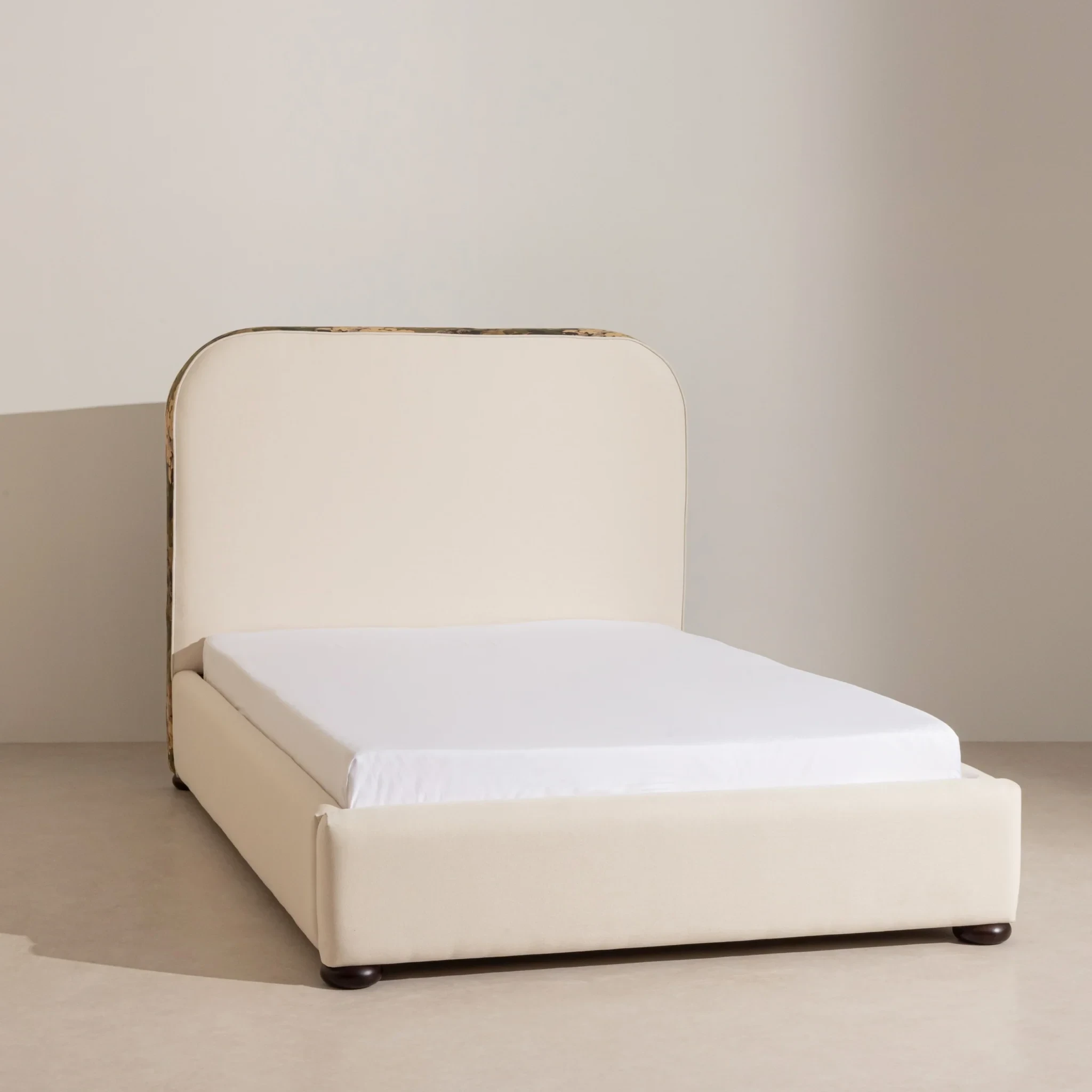 Curve Bed - Ivory